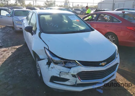 2018 Chevrolet Cruze Ls Auto z USA, uszkodzony, nr VIN 1G1BC5SM0J7167876
